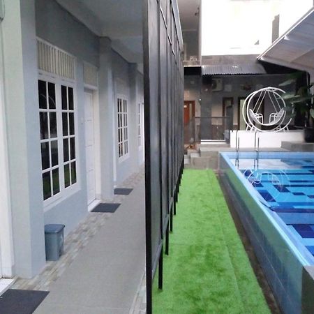 Tamadara Guesthouse Jogja Maguwo Extérieur photo