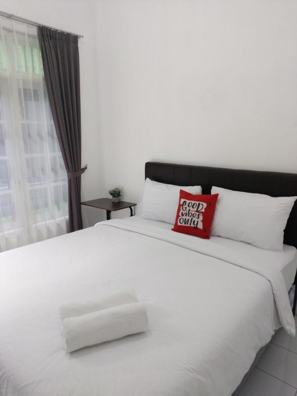 Tamadara Guesthouse Jogja Maguwo Extérieur photo
